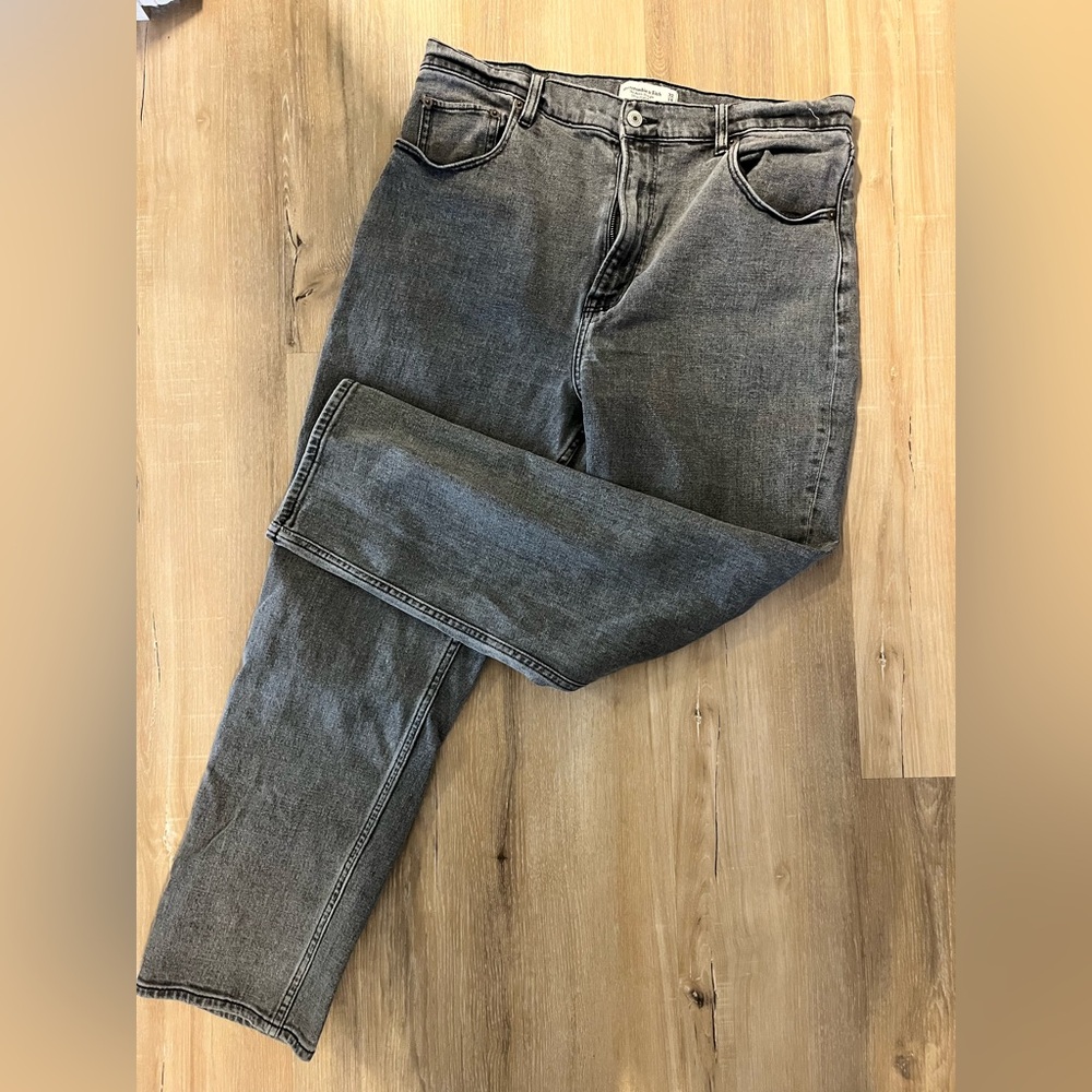 Abercrombie & Fitch Ankle Straight Black Jeans